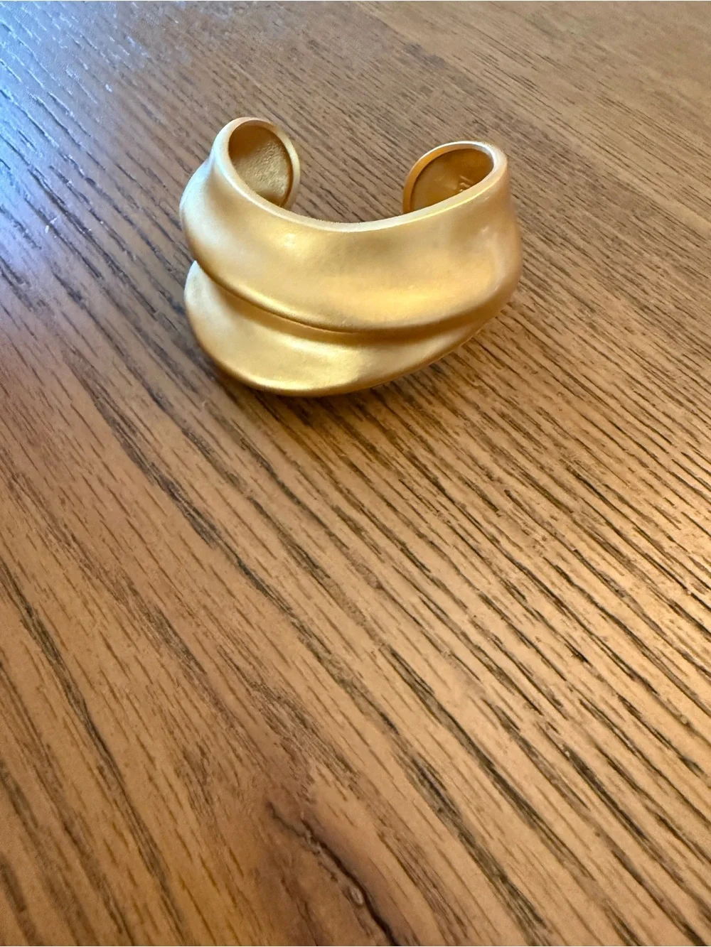 Reiss Sara Sculptural Cuff Bracelet NWOT - Picture 7 of 9